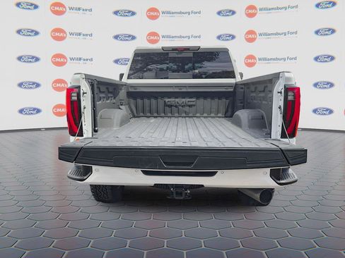 Used 2025 GMC Sierra 2500 Denali w/ Denali Reserve Package image 5