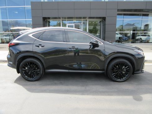 Used 2025 Lexus NX 350h AWD w/ Cold Area Package image 11