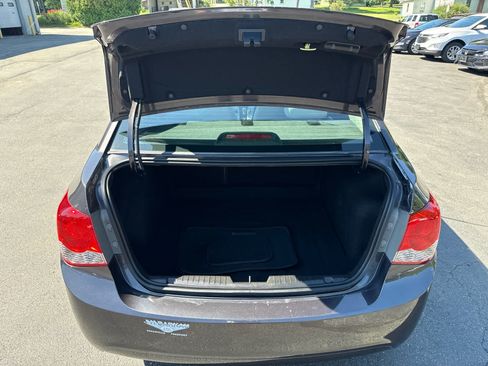 Used 2015 Chevrolet Cruze LT FWD image 15