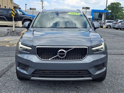 Used 2019 Volvo XC40 T5 Momentum AWD/4WD image 2