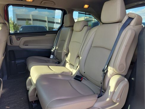 Used 2022 Honda Odyssey Touring image 14
