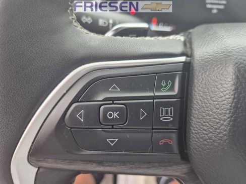 Used 2024 Jeep Grand Cherokee L Limited w/ Luxury Tech Group II image 16