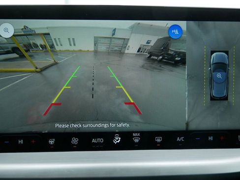 Used 2024 Ford Escape Platinum image 20