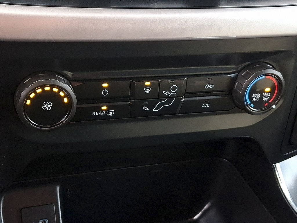 Used 2023 Ford F150 XLT AWD/4WD image 15