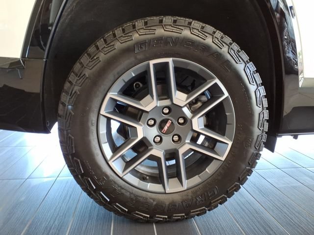 New 2026 GMC Terrain AT4 w/ LPO, Floor Liner Package AWD/4WD image 5