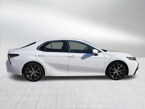 Certified 2023 Toyota Camry SE FWD image 9
