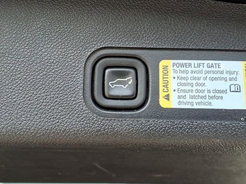 Used 2008 GMC Yukon XL Denali AWD/4WD image 28