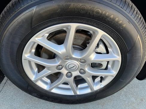 Used 2026 Chrysler Pacifica Select FWD image 8