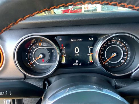 Used 2023 Jeep Gladiator Mojave w/ LED Lighting Group AWD/4WD image 26