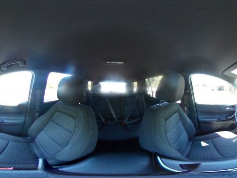 Used 2025 Chevrolet Equinox LT image 42