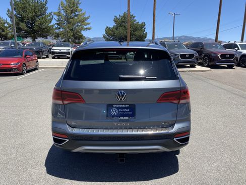 Certified 2023 Volkswagen Taos SE w/ Panoramic Sunroof Package AWD/4WD image 53