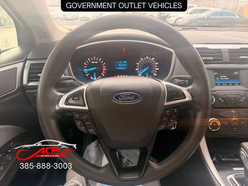 Used 2016 Ford Fusion S image 15