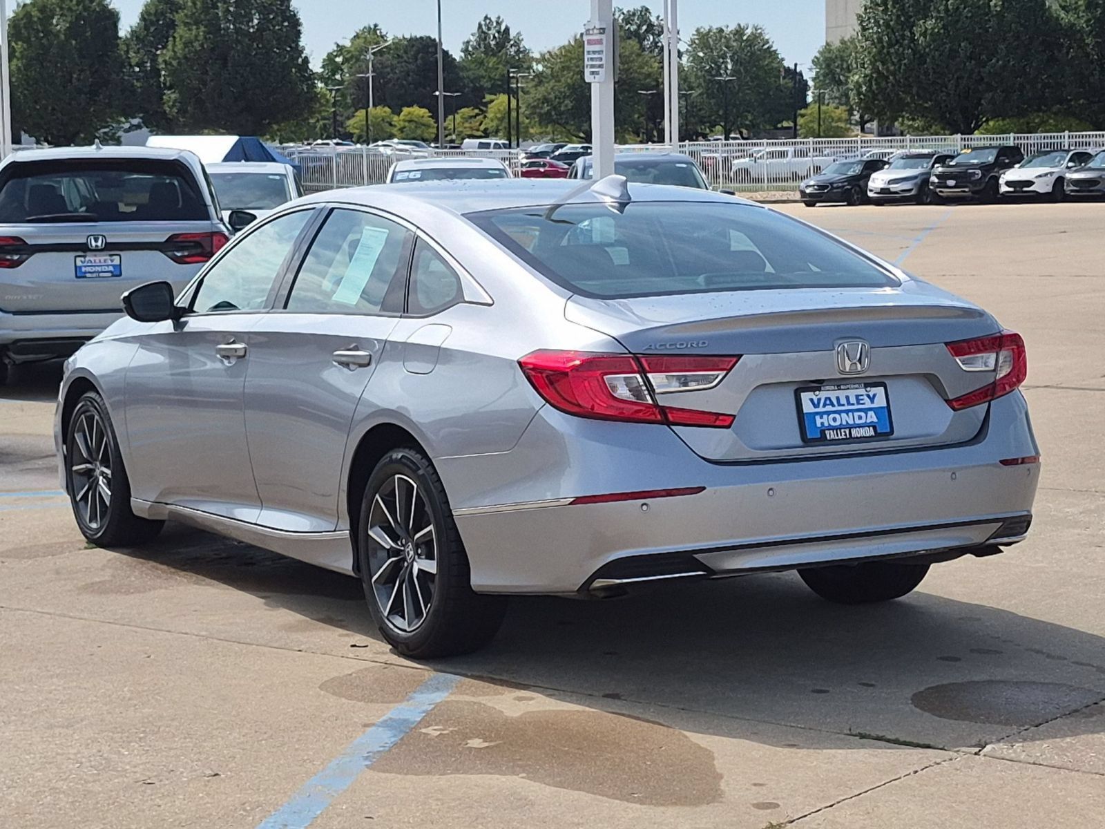Used 2022 Honda Accord EX-L image 9