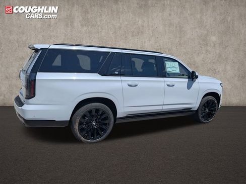 New 2026 Cadillac Escalade ESV Platinum Sport w/ LPO, ONYX Package AWD/4WD image 8