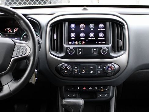 Used 2019 Chevrolet Colorado Z71 image 28