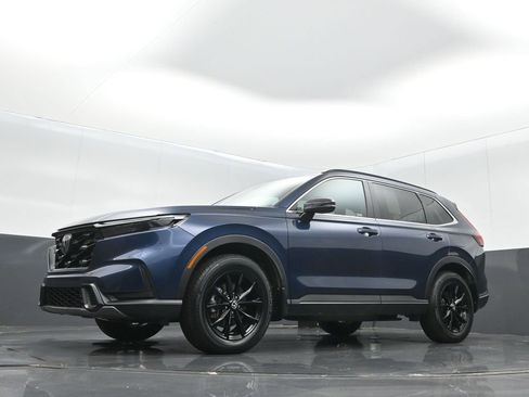 Certified 2025 Honda CR-V Sport image 11