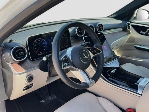 Certified 2026 Mercedes-Benz C 300 4MATIC Sedan image 18