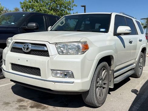Used 2011 Toyota 4Runner Limited image 10