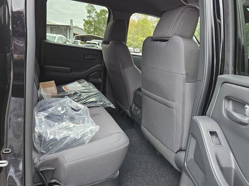 New 2026 Nissan Frontier SV w/ SV Convenience Package image 14