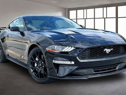 Used 2018 Ford Mustang Premium w/ Ecoboost Performance Package RWD image 3