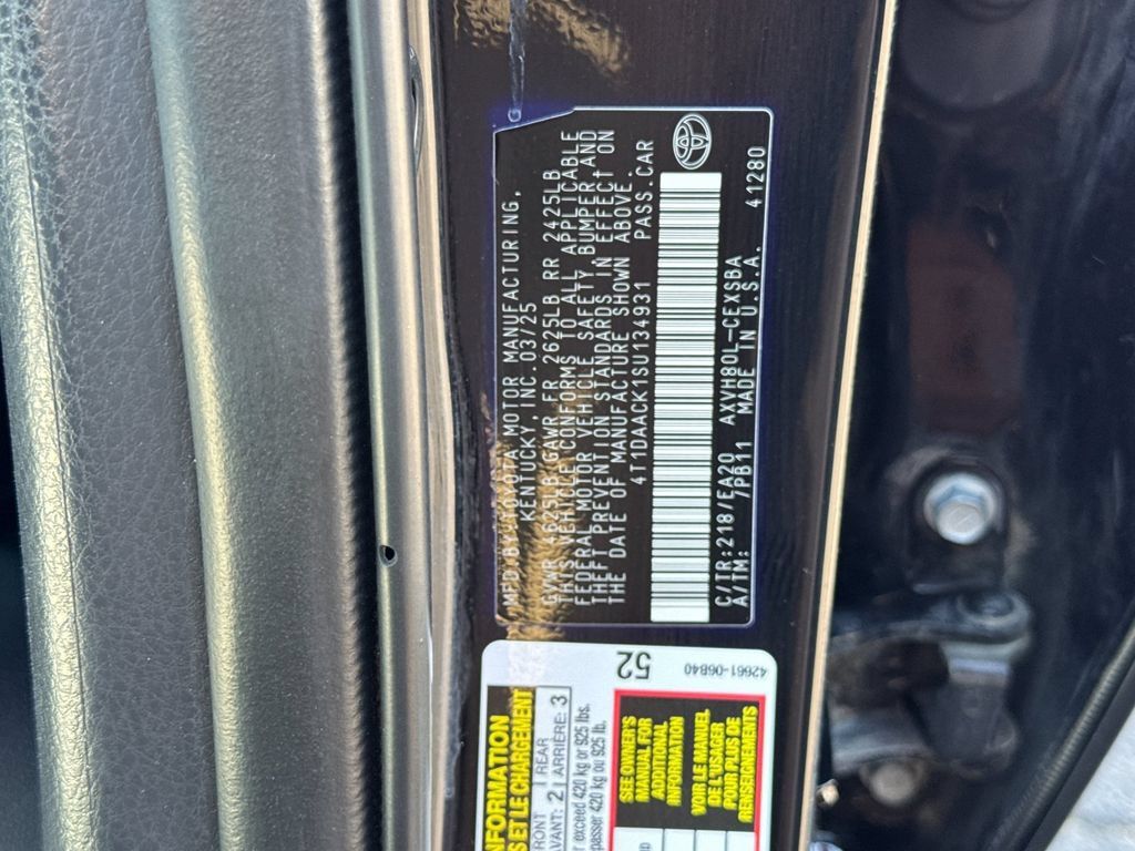 Used 2025 Toyota Camry SE FWD image 26