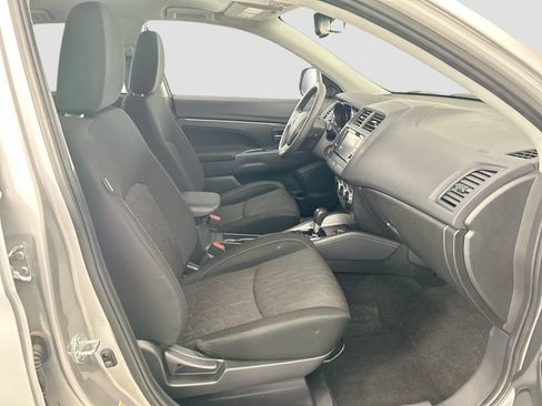 Used 2024 Mitsubishi Outlander Sport ES AWD/4WD image 18