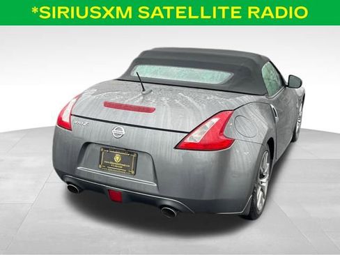 Used 2014 Nissan 370Z Touring image 12