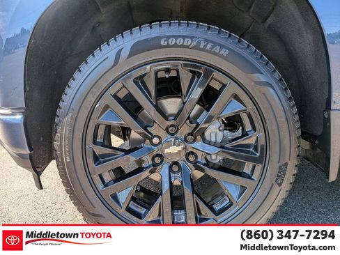 Used 2019 Chevrolet Silverado 1500 RST w/ All-Star Edition AWD/4WD image 9
