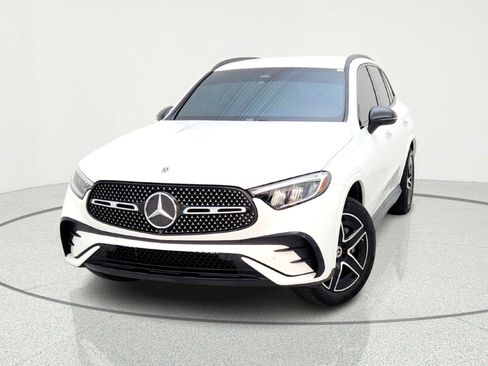 Certified 2024 Mercedes-Benz GLC 300 4MATIC image 2