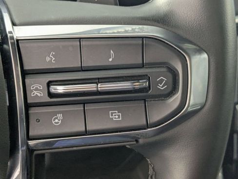 Certified 2025 GMC Yukon Denali image 17