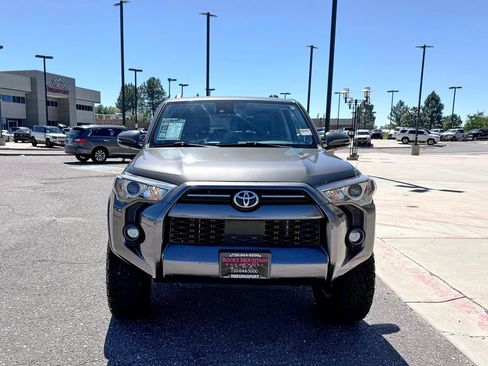 Used 2021 Toyota 4Runner SR5 Premium w/ Moonroof Package AWD/4WD image 3