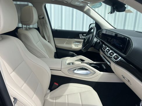 Certified 2024 Mercedes-Benz GLS 450 4MATIC image 20