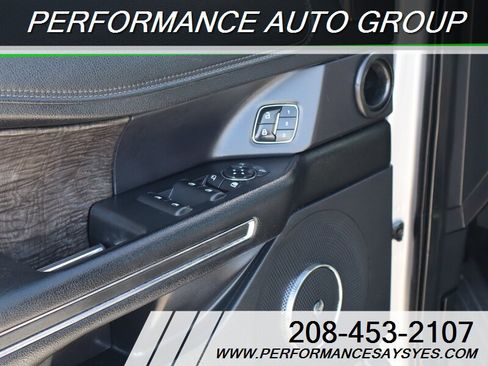 Used 2019 Ford Expedition Max Limited AWD/4WD image 13