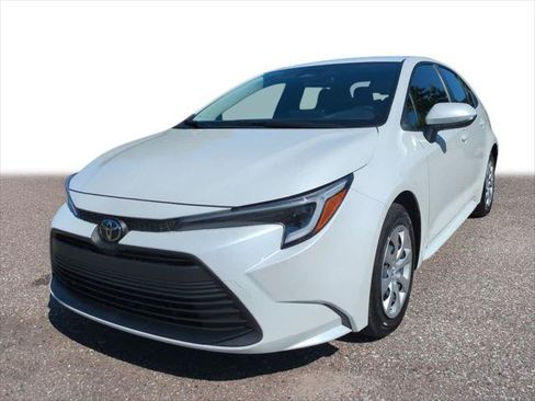 Certified 2026 Toyota Corolla LE FWD image 1