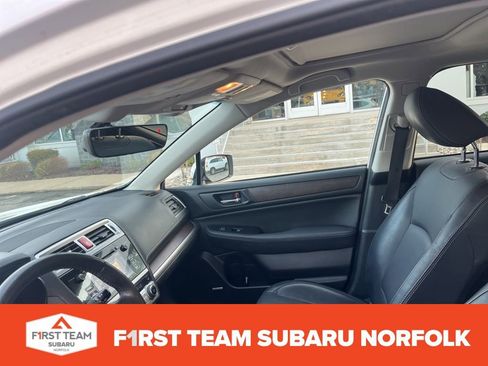 Used 2017 Subaru Outback 2.5i Limited image 12