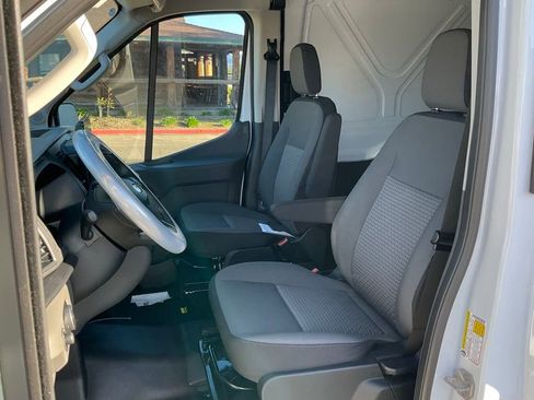 New 2026 Ford Transit 250 Base image 37