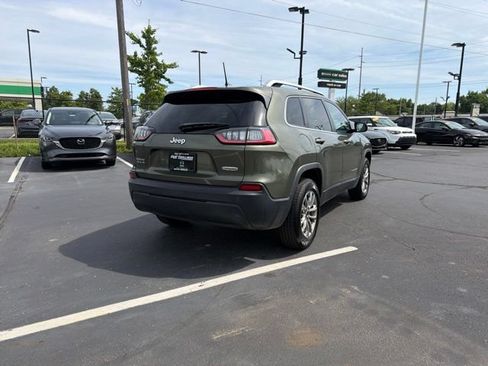 Used 2019 Jeep Cherokee Latitude Plus w/ Comfort/Convenience Group AWD/4WD image 10