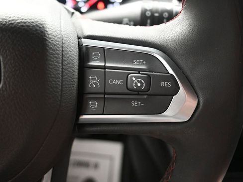 Used 2023 Jeep Compass Trailhawk AWD/4WD image 25