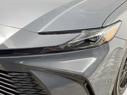 Used 2025 Toyota Camry LE image 12