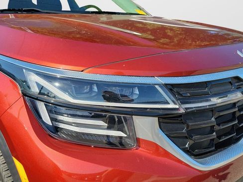 Used 2024 Kia Seltos SX AWD/4WD image 7