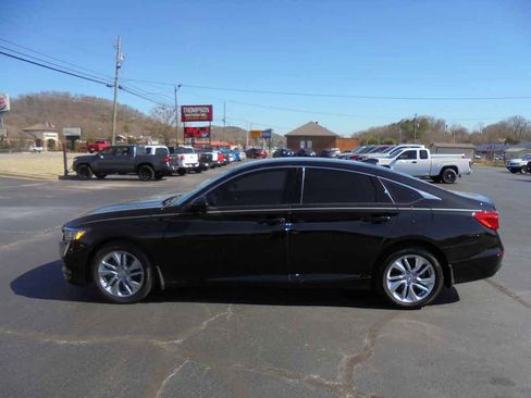 Used 2018 Honda Accord LX image 1