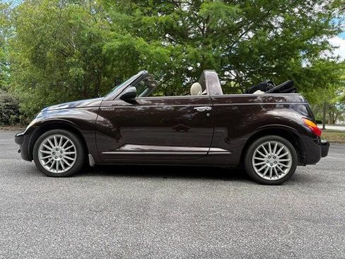 Used 2005 Chrysler PT Cruiser GT FWD image 10