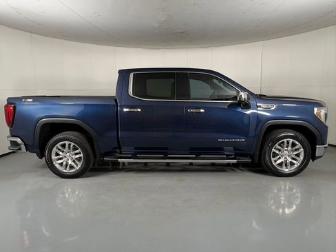 Used 2021 GMC Sierra 1500 SLT w/ SLT Premium Package AWD/4WD image 9