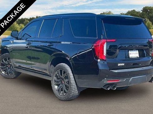 Used 2021 GMC Yukon Denali w/ Denali Premium Package AWD/4WD image 11
