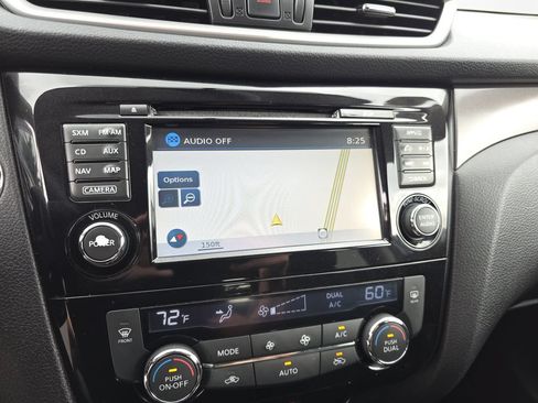 Used 2015 Nissan Rogue SV w/ SV Premium Package AWD/4WD image 22