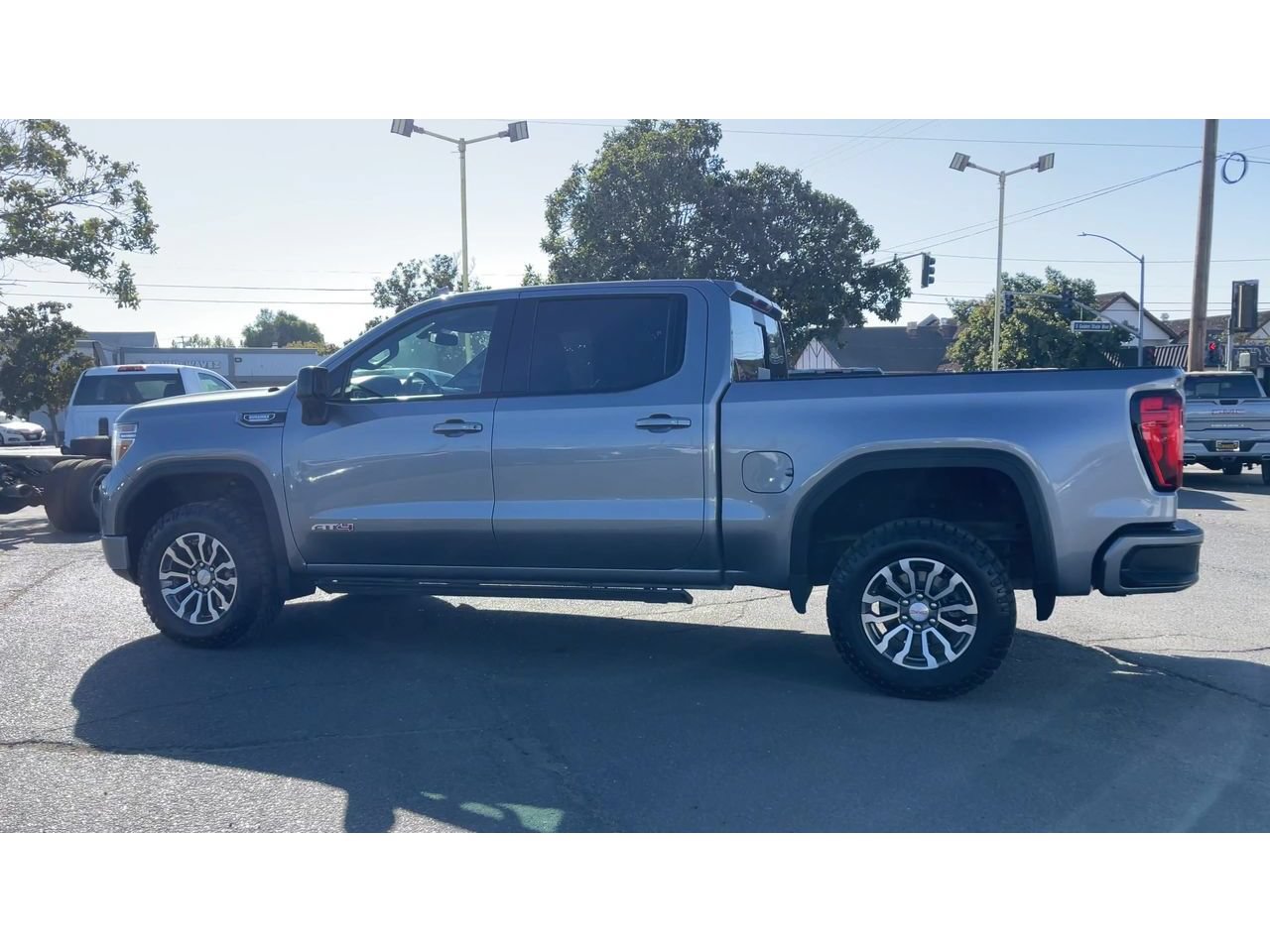 Used 2021 GMC Sierra 1500 AT4 w/ AT4 Preferred Package AWD/4WD image 8