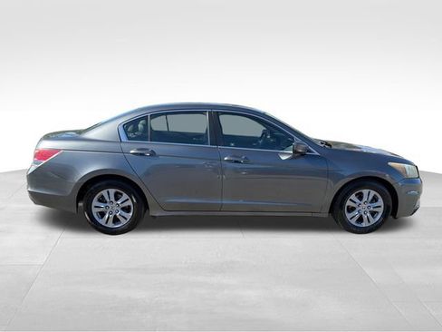 Used 2011 Honda Accord SE image 8