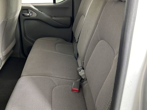 Used 2017 Nissan Frontier SV w/ SV Value Truck Package RWD image 17