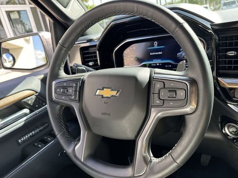 Used 2024 Chevrolet Silverado 1500 High Country w/ Technology Package AWD/4WD image 54