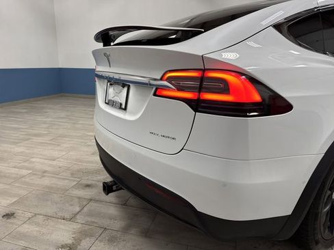 Used 2020 Tesla Model X Long Range image 30